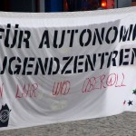 Für autonome Jugendtentren